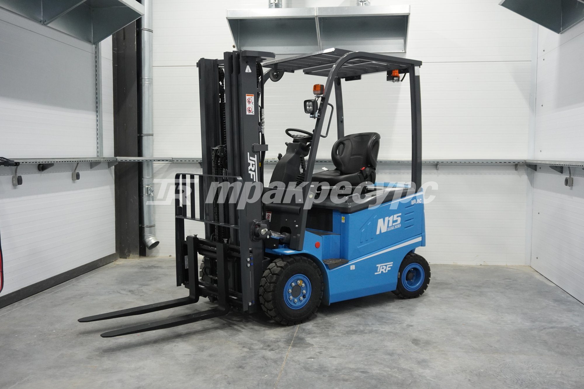 e15s-3i2_8